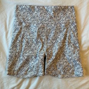 Vuori Biker Shorts